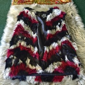 🏈🐘NWT SayWhat? Charlotte Russe Faux Fur Hoodie AL/GA Chevron Jacket/Vest S